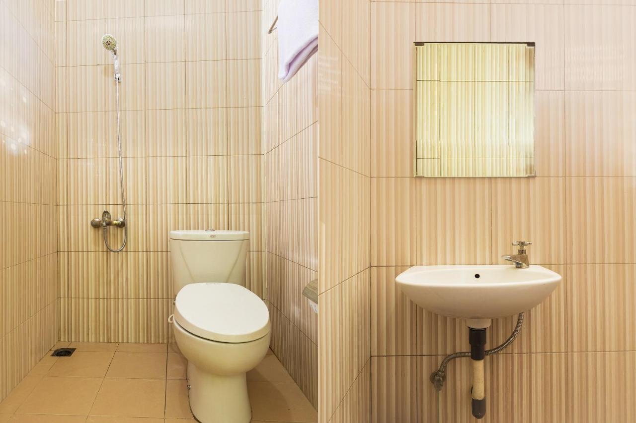 Super Oyo 1682 Greenia Hotel Kupang  Eksteriør bilde