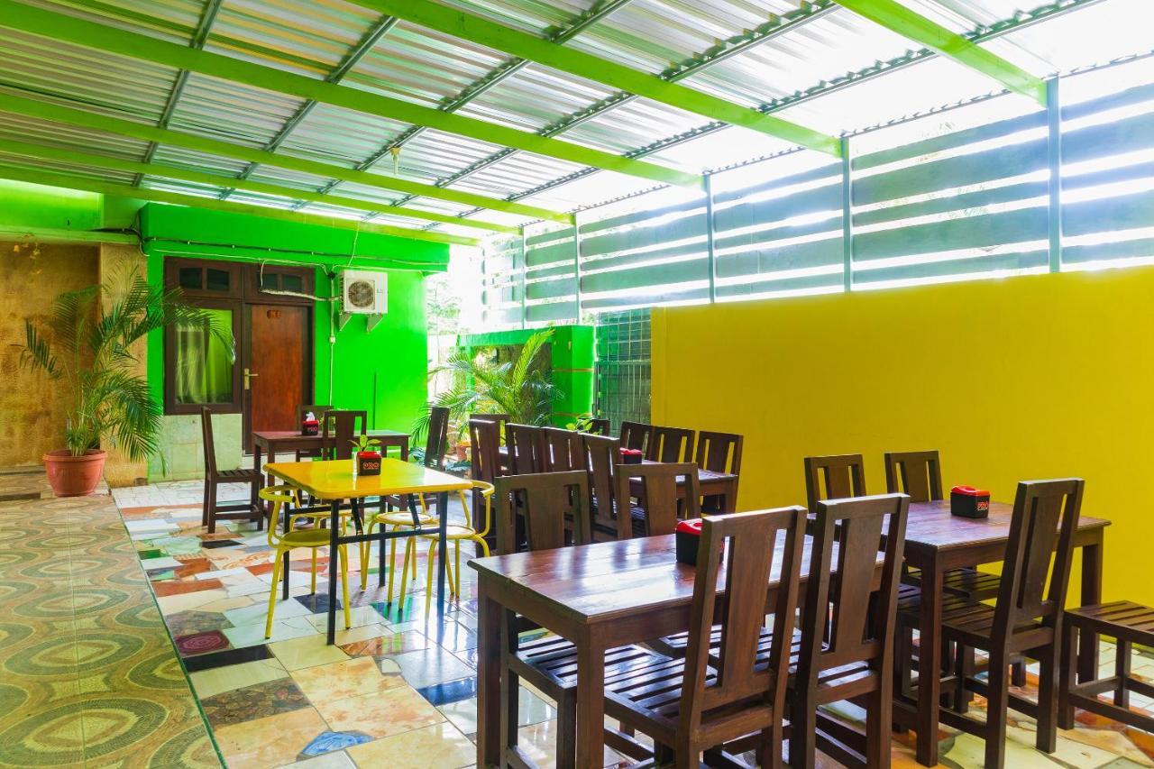 Super Oyo 1682 Greenia Hotel Kupang  Eksteriør bilde