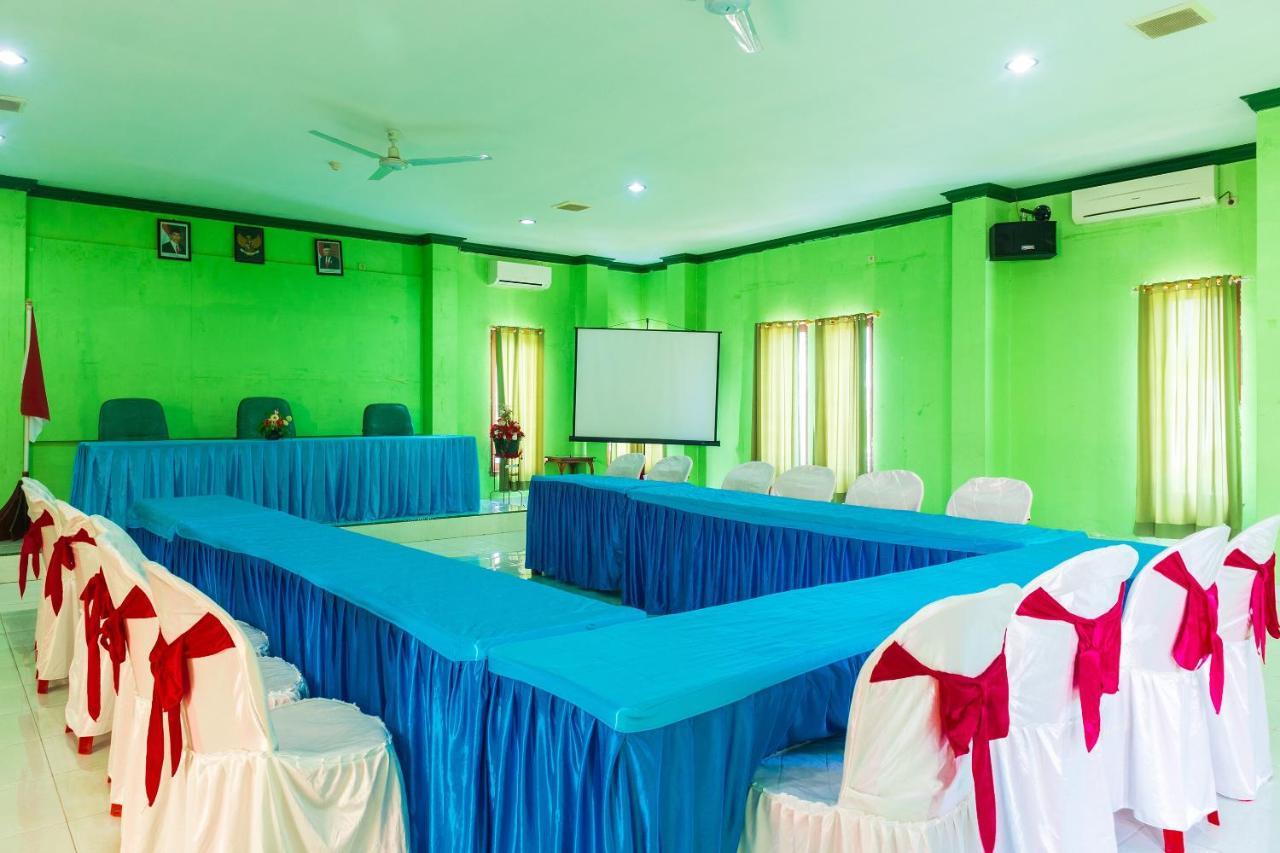 Super Oyo 1682 Greenia Hotel Kupang  Eksteriør bilde