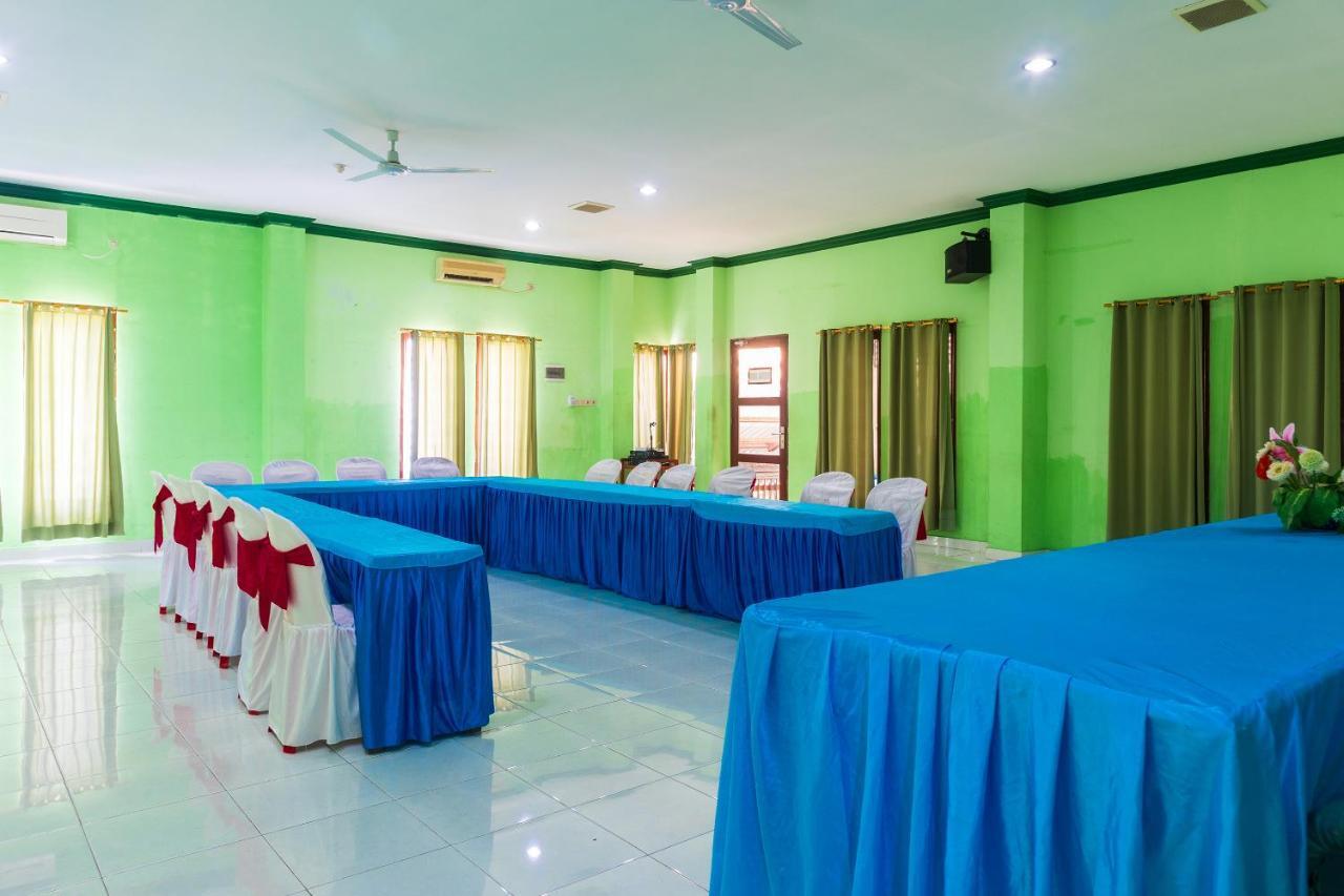 Super Oyo 1682 Greenia Hotel Kupang  Eksteriør bilde