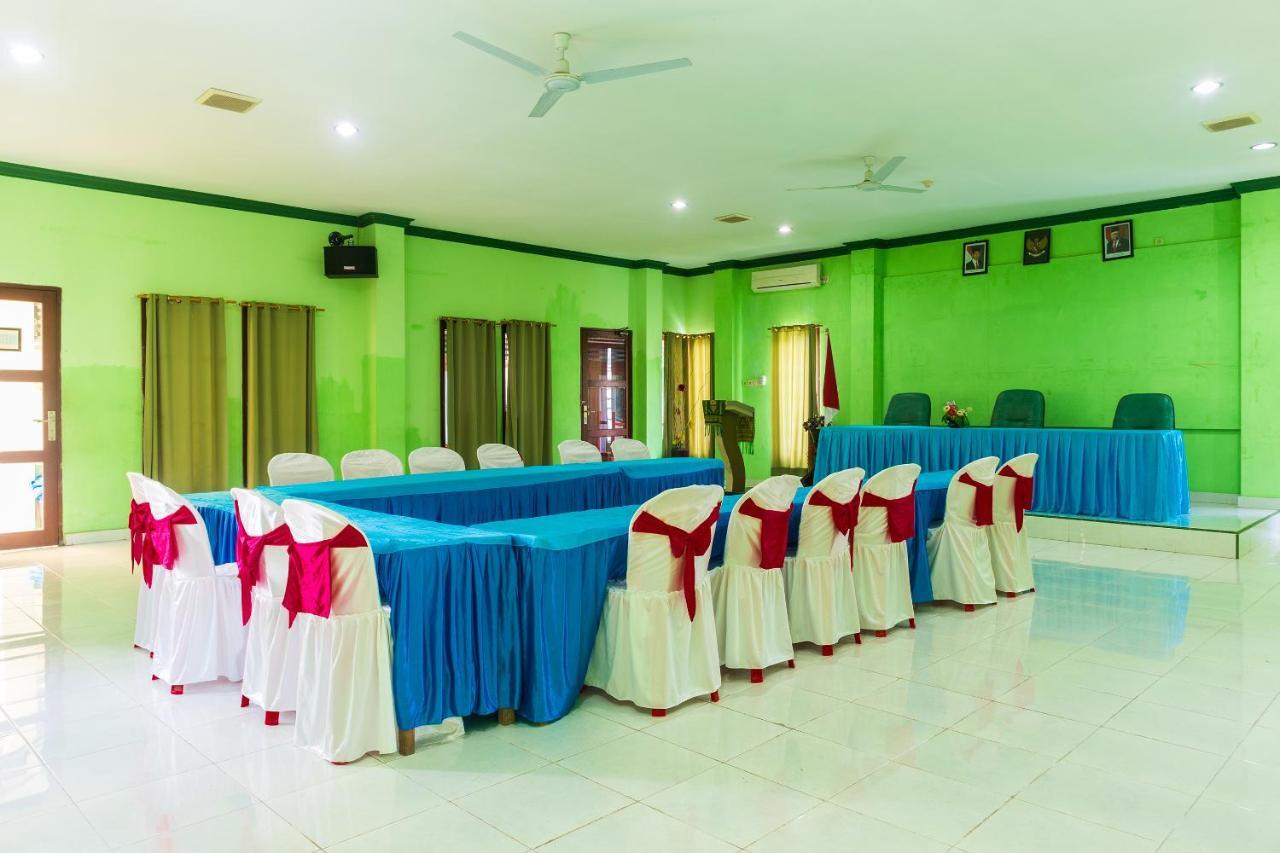 Super Oyo 1682 Greenia Hotel Kupang  Eksteriør bilde